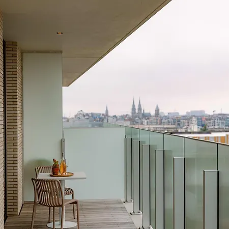 Apartment Huswell - Your Perfect Coastal Escape With Swimming Pool